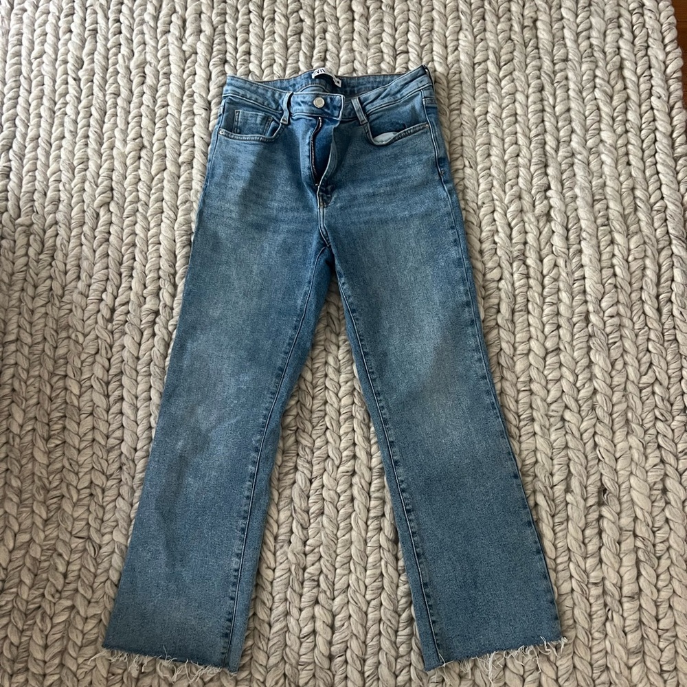 High rise mini flare jeans Zara